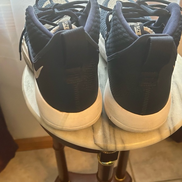 NIKE men’s shoes size 12 - Picture 3 of 5